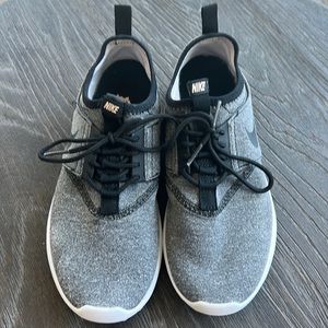 Nike womens Juvenate